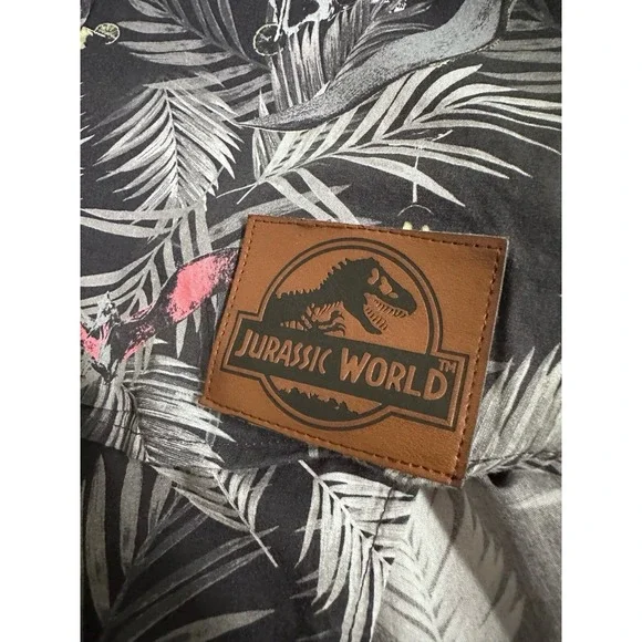 Jurassic World Mens Jurassic Park Fallen Kingdom Button Up Shirt Men's Sz M - Picture 7 of 7